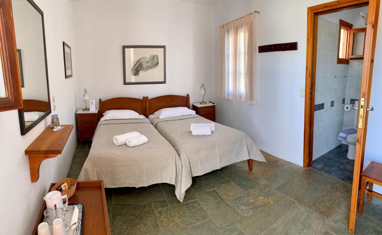 Antheia Hotell Folégandros Rum bild